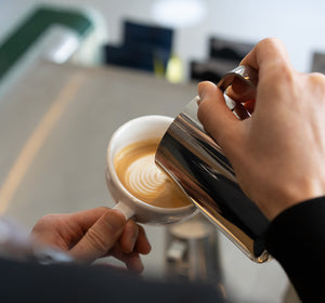 Steam milk latte Art