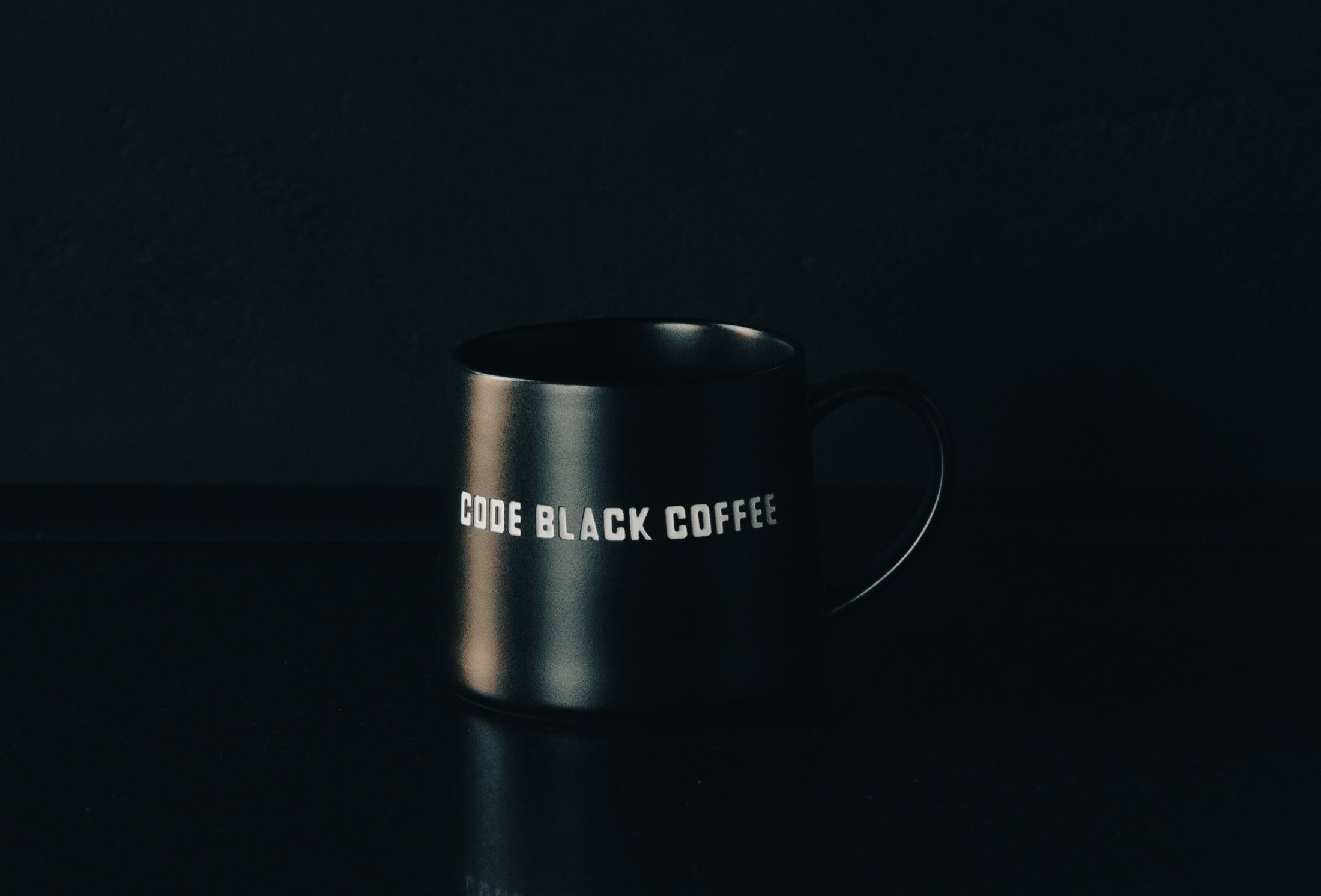 Manual Grinders vs. Electric Grinders - The Ultimate Showdown